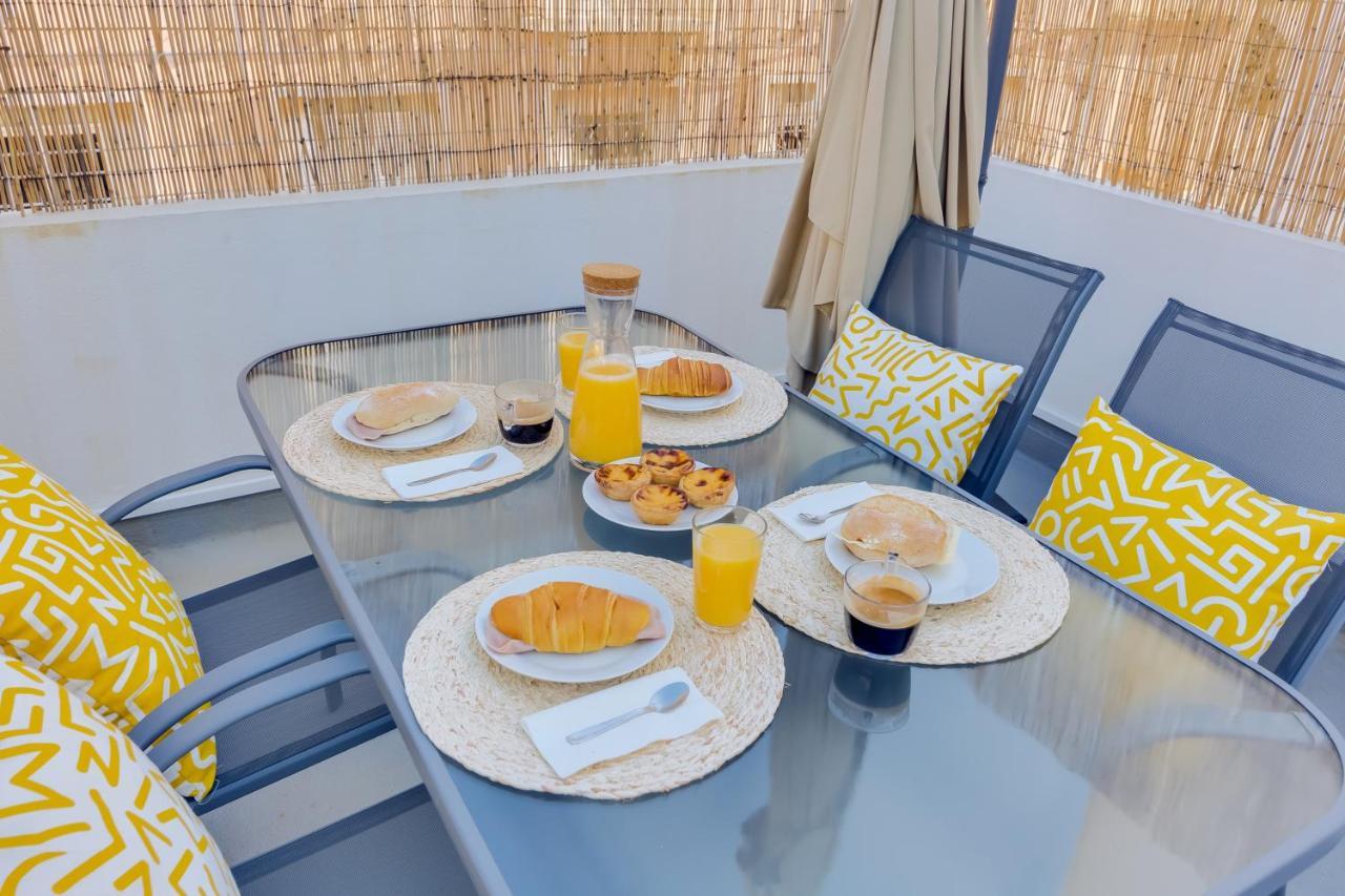 Faro: Casa Trevo Com Terraco Bbq Villa Exteriör bild