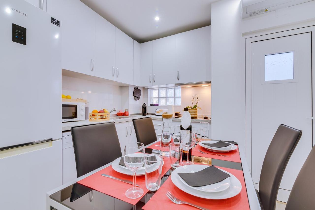 Faro: Casa Trevo Com Terraco Bbq Villa Exteriör bild